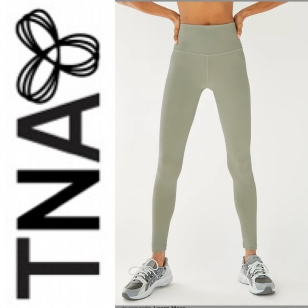 Aritzia Tnaction Soft High Rise 78 Leggings In Soft Green Size S